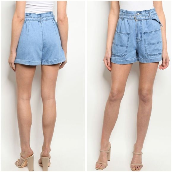 🆕High waisted medium wash denim shorts - Picture 2 of 3